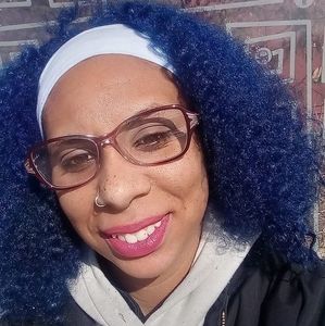 Meet your Posher, Candace